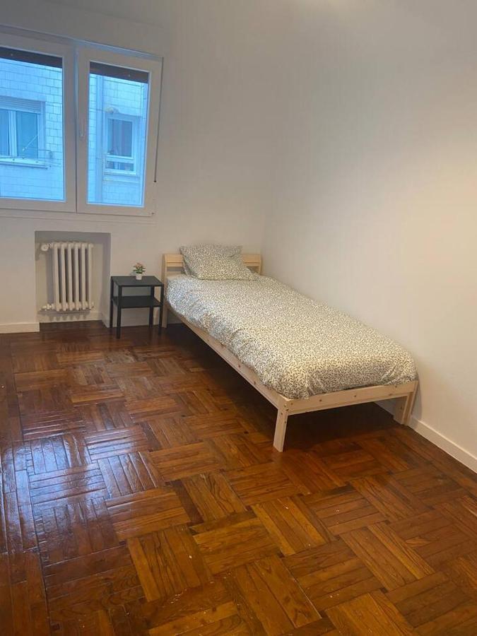 Amplio Apartamento En La Arena, 4 Hab Хихон Экстерьер фото